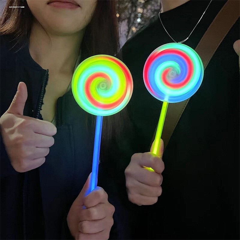 会旋转棒棒糖荧光棒发光风车夜光玩具转圈七彩的儿童荧光生日派对图片