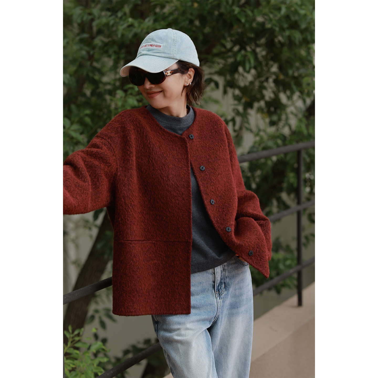 ise“波尔多之岸”重磅加厚绵羊毛暗扣圆领宽松廓形大衣P2540318