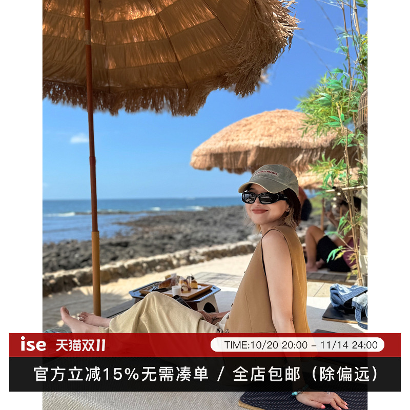 ise”美式复古“系列含绵羊毛浅咖色西装马甲背心P2530006