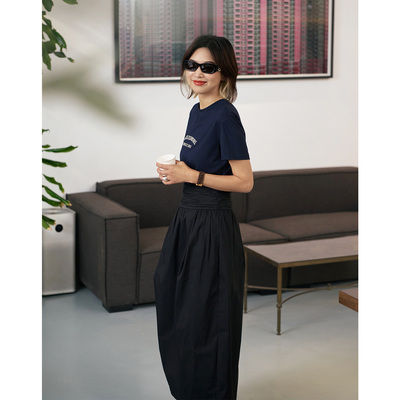 ise“chill 通勤”系列100%棉收腰显瘦黑色宽松半裙P2530501
