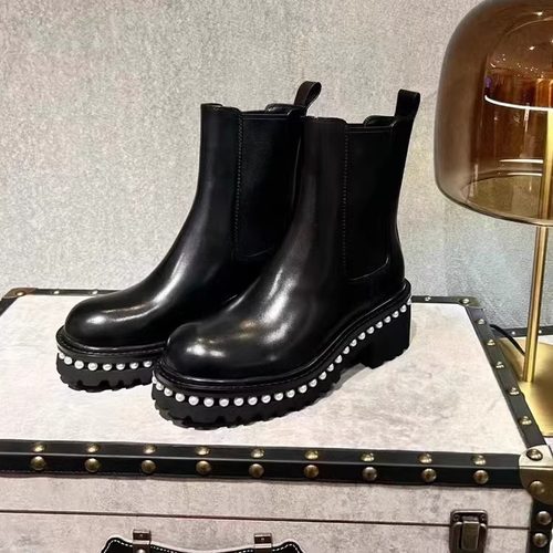 诺贝达粗跟头层猪皮切尔西靴水钻