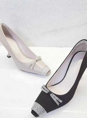 皇冠专柜正品Roberta诺贝达女鞋RM07211蝴蝶结水钻异形跟时尚单鞋