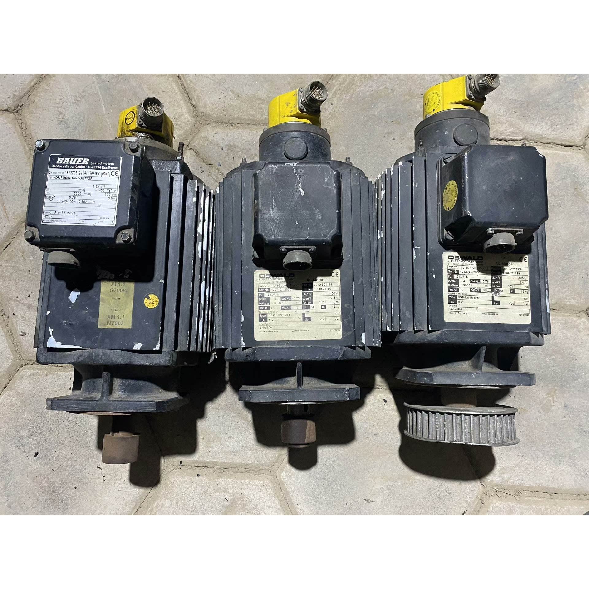 非实价议价议价卡尔迈耶经编机送经电机 型号QD07.1-4UI两台 和DN