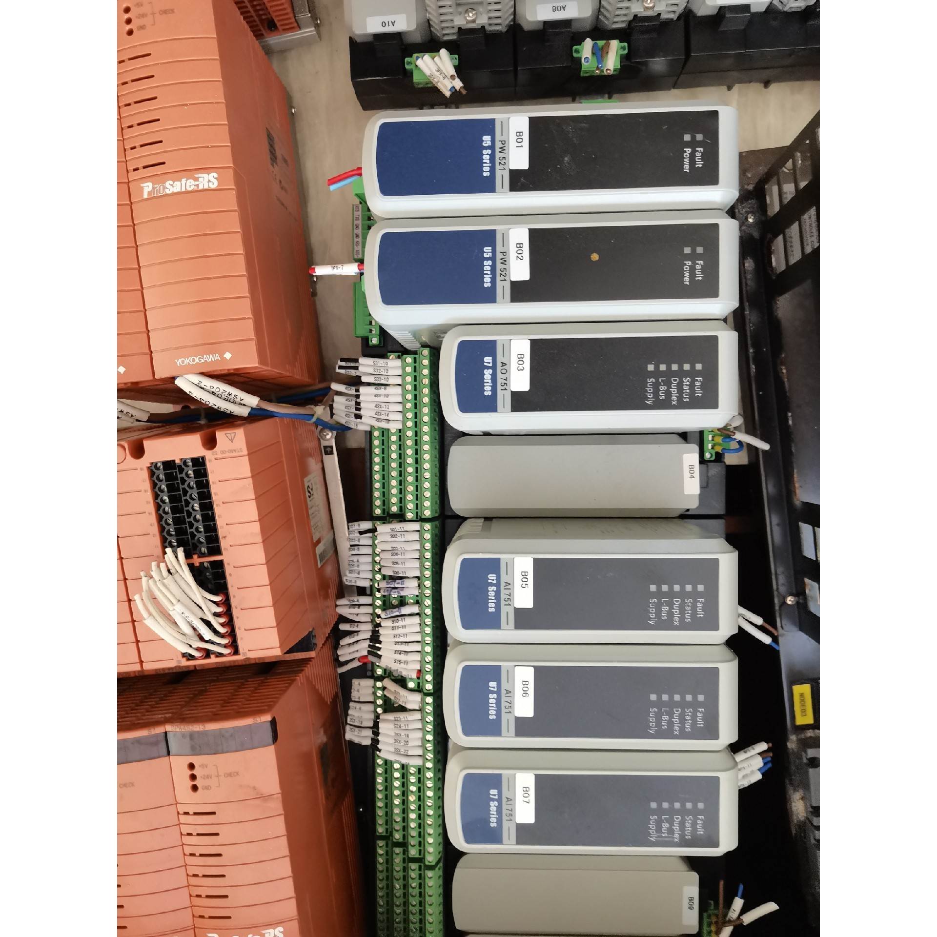 非实价议价议价浙大中控.GCU 511两个,PW 521四个 AI非实价议价议