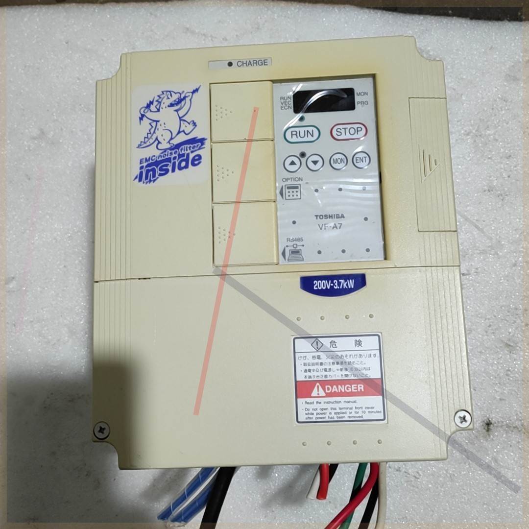 非实价议价议价东芝VF一A7变频器,VFA7一2C37PL(3),220V非实价议