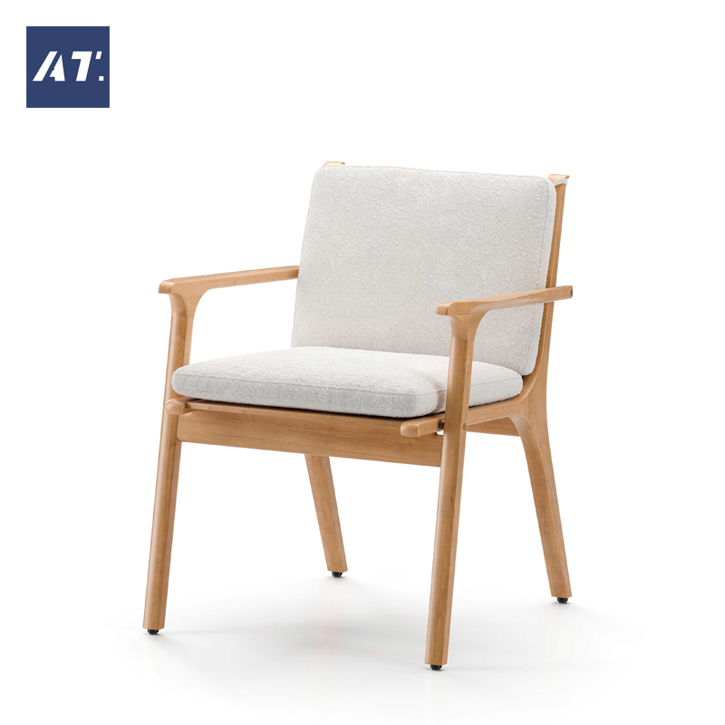 设计师家具北欧经典餐椅