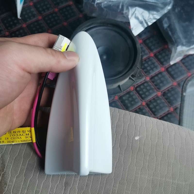 议价~奇瑞法规鲨鱼翅天线，原装全新正品，看清楚了全新的，一共