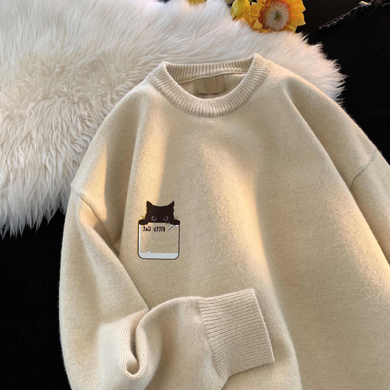 日系慵懒风毛衣男秋冬猫咪杏色毛线潮牌青少年圆领宽松内搭针织衫