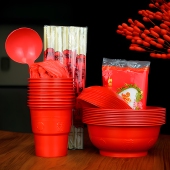 一次性碗筷套装 10人份餐具加厚结婚宴席红色办酒席组合喜碗杯筷勺