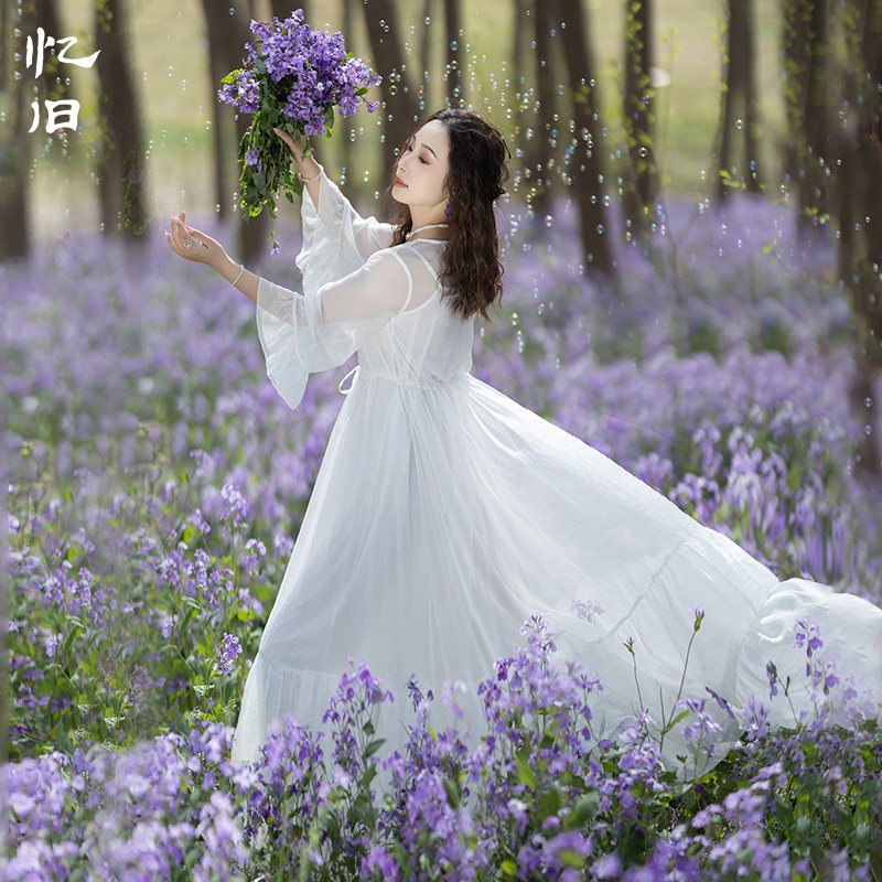 深V领白色连衣裙女夏季荷叶边裙