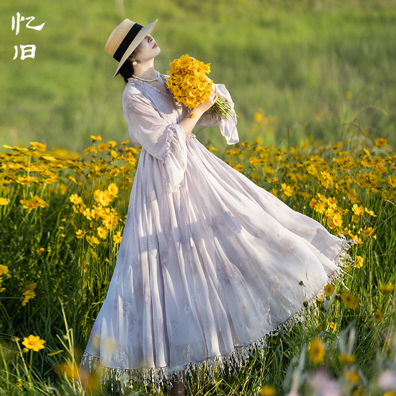 文艺晕染连衣裙女夏季紫色刺绣裙