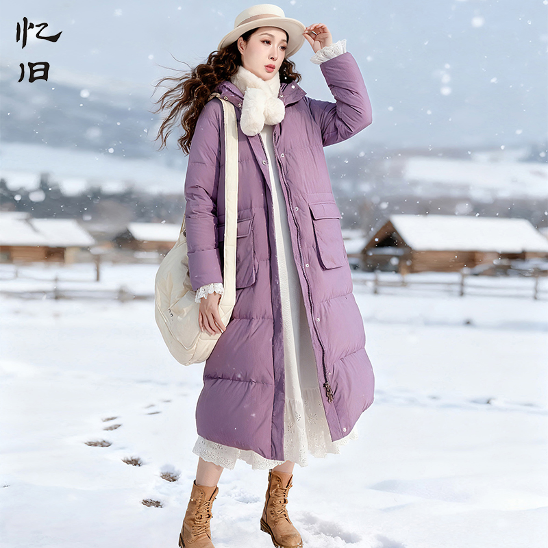 纯色加厚连帽羽绒服女冬季长款