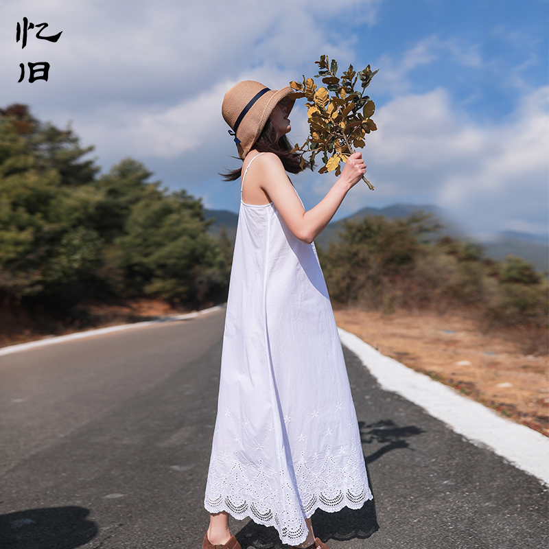 吊带绣花长裙女夏季款白色吊带裙