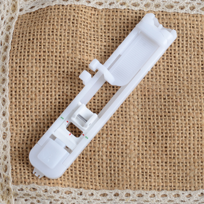 缝纫机一步扣眼压脚胜家6805重机蝴蝶80HP/60HR/70/9050/9197/90