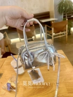 Подвеска из жемчуга с бантиком