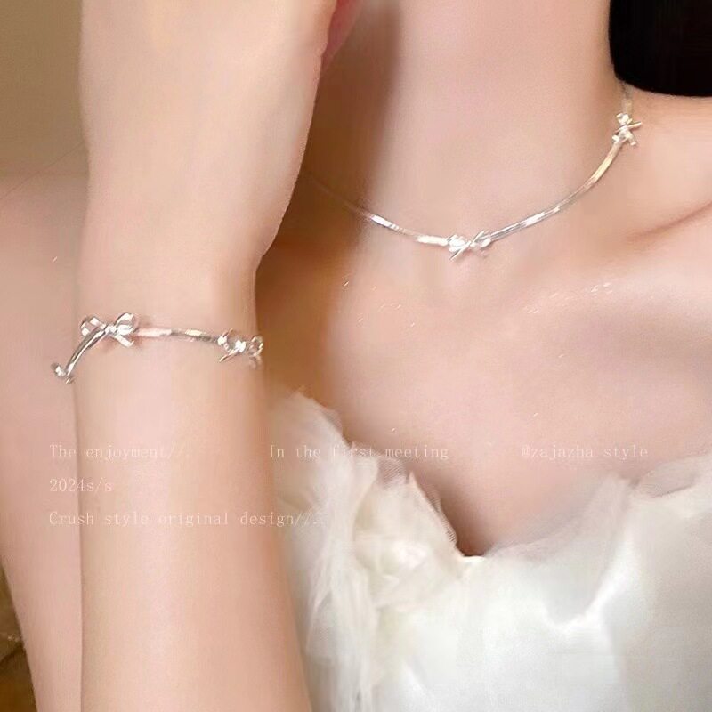 冷感美女 甜酷银色蝴蝶结choker项链女小众设计感高级蛇骨链项圈