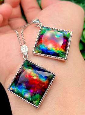 斑彩简洁大气百搭镶嵌吊坠