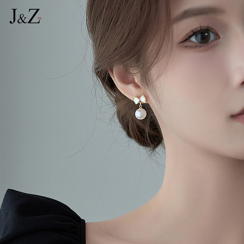 气质耳钉纯银珍珠轻奢耳环秋冬2025新款爆款小众设计高级感耳饰女