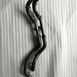 适用韩国进口现代新胜达起亚索兰托2.4机油散热油管机油散热冷却