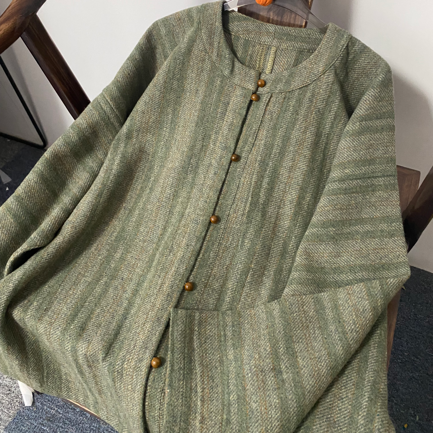 羊毛圆领弓袋袖两三松汉服