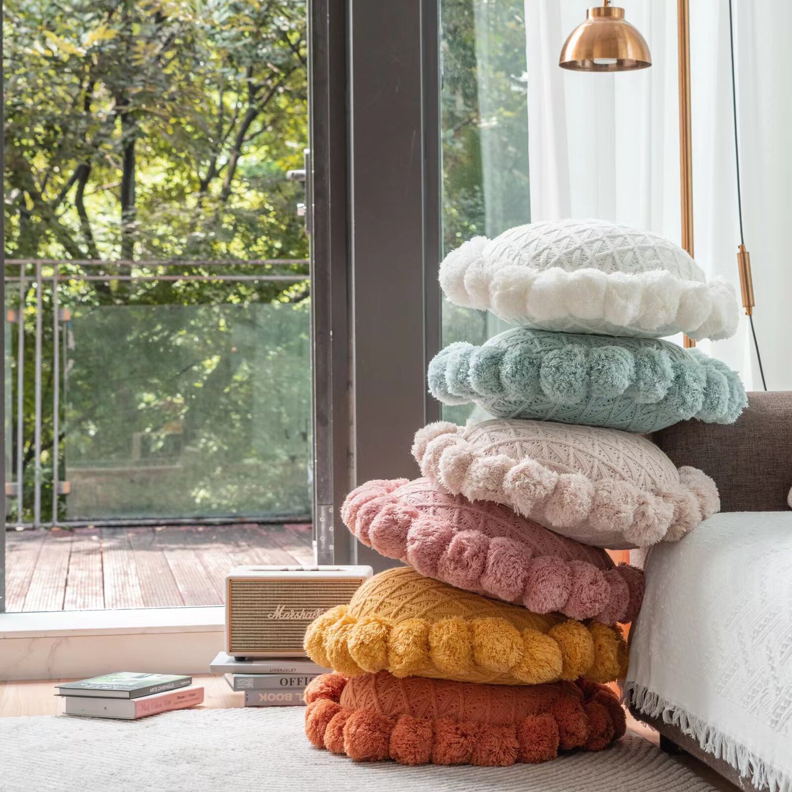 创意圆形球球抱枕舒适北欧设计手工毛线沙发靠垫坐垫纯色靠枕坐垫