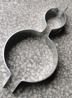 包邮114变76葫芦抱箍高速护栏定制双半圆碳钢卡子热镀锌扁铁管卡