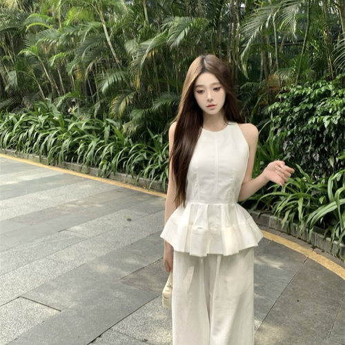 荷叶边白色无袖背心休闲阔腿裤女