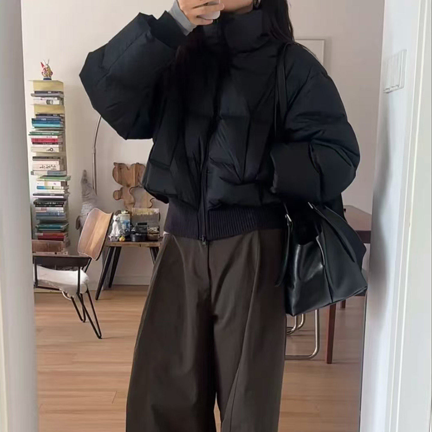 【送运费险】黑色短款立领棉服女