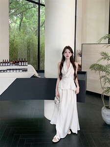 新中式禅意套装裙女V领背心上衣夏季高腰半身长裙清冷感两件套女