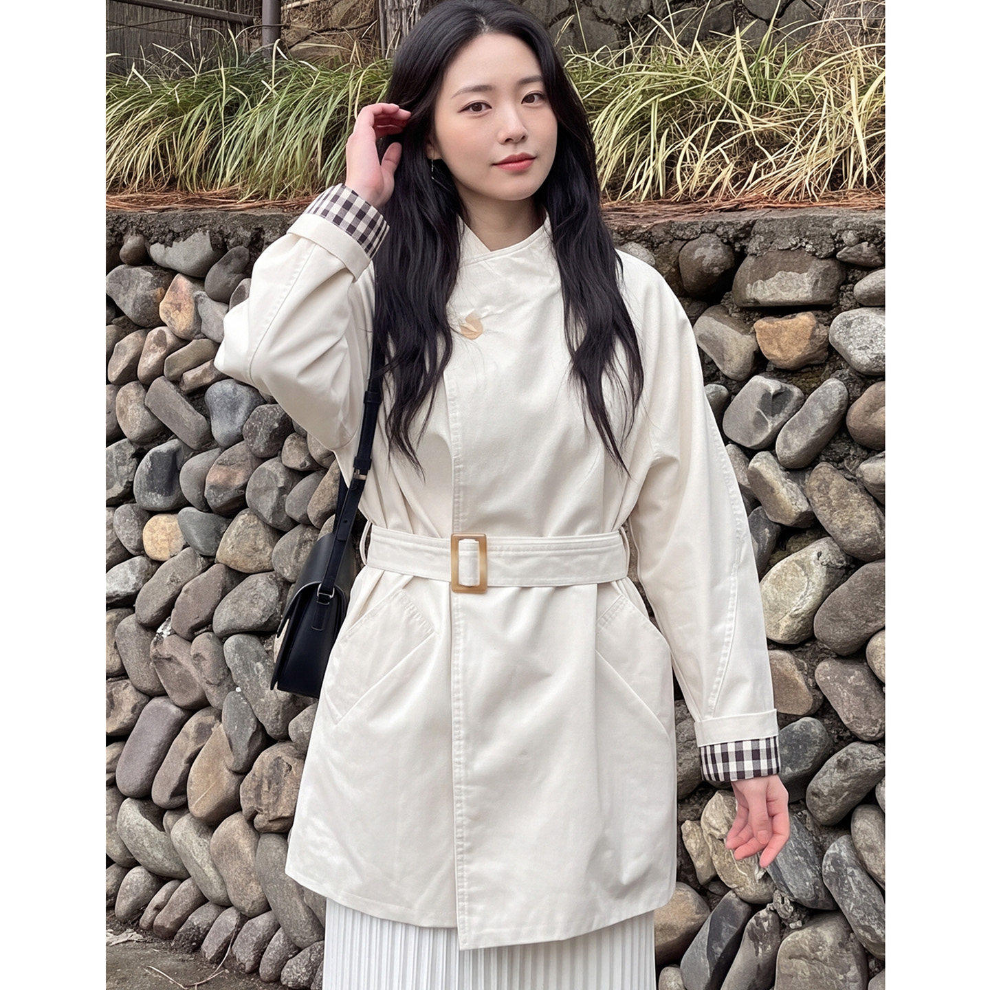 【送运费险】白色立领短款风衣