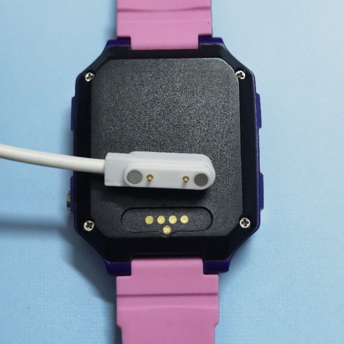 磁吸式电话手表一插即充环保材质