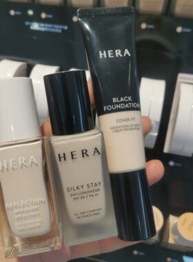 现货韩国Hera赫妍黑金粉底液持久遮瑕哑光清爽不脱妆赫拉粉底35ml