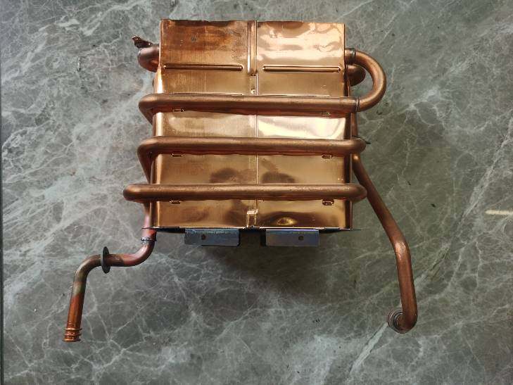 适用万和热水器JSQ25-13GT18  GT28 GT36 GT27 GT20热交换器 水箱