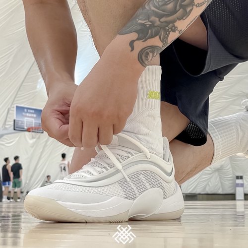 Adidas D.O.N. Issue 6米切尔6代 减震防滑低帮实战篮球鞋IG9088