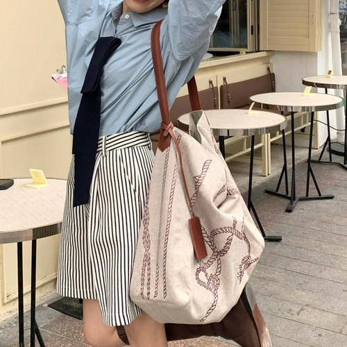 2026新款复古风印花托特包女大容量单肩包时尚手提包轻便百搭女包