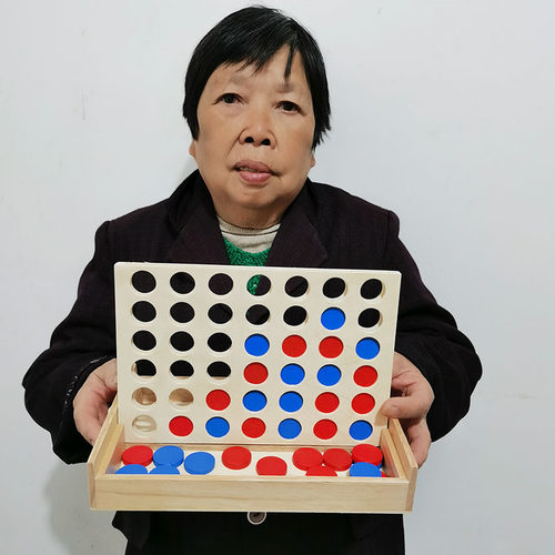老人益智立体空间四连棋四子棋亲子玩具益智桌面游戏道具成人儿童