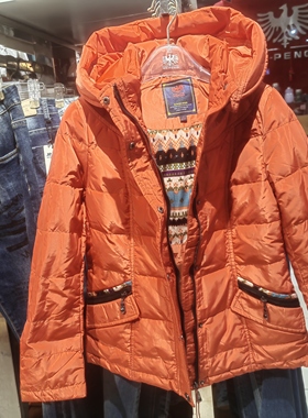 威鹏新款通勤桔红色反季女装轻羽绒服短款显瘦外套茄克  338407