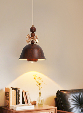 2026新款中古风实木蝴蝶结吊灯卧室床头灯复古装饰灯三色变光LED