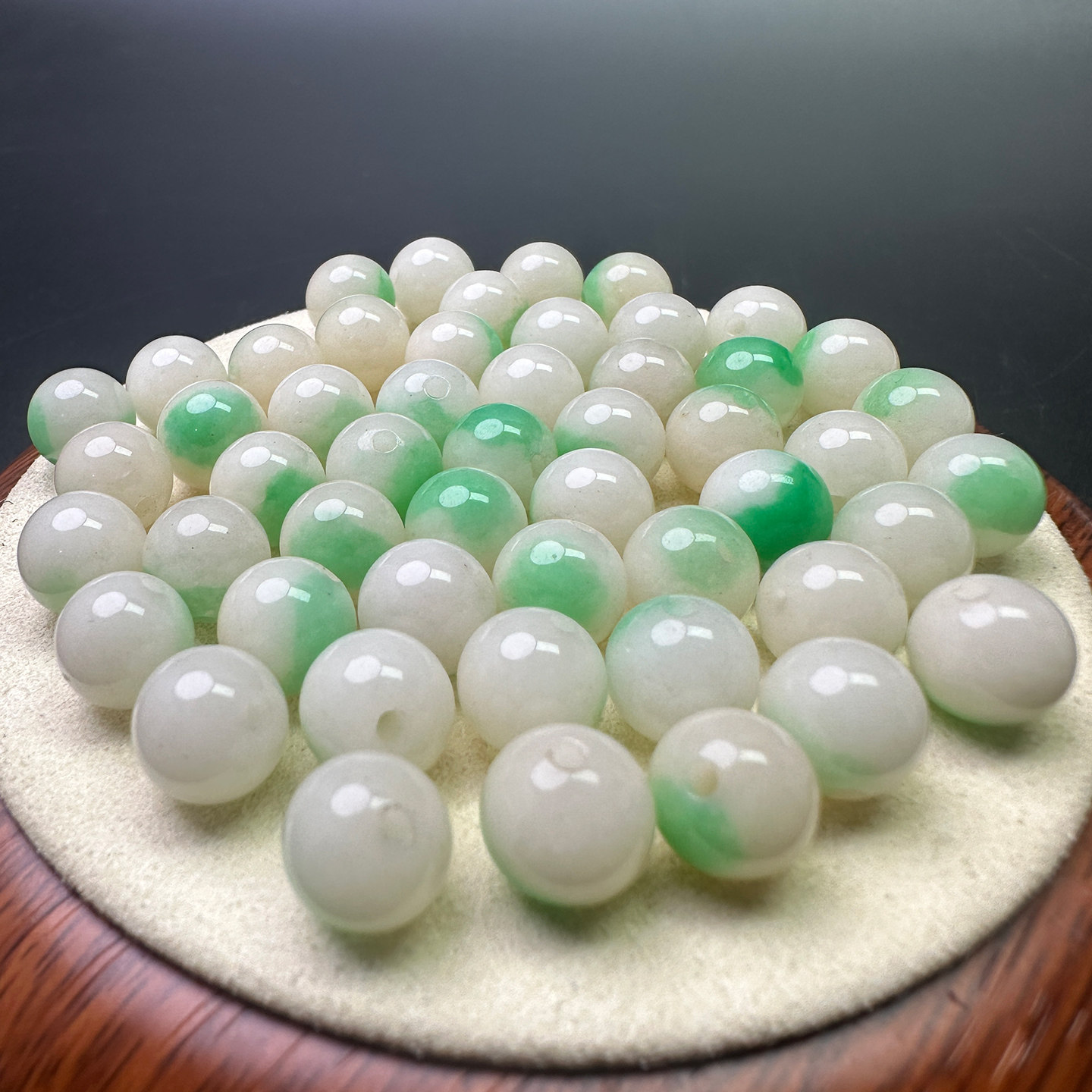 新品翡翠飘绿花散珠玉珠子