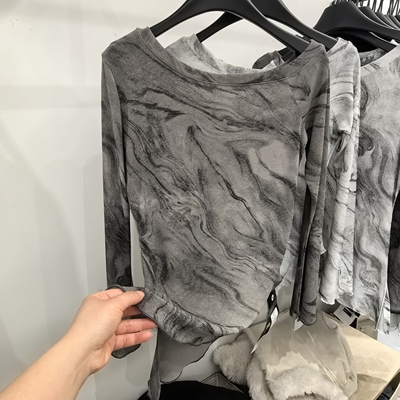 晕染印花醋酸长袖T恤女