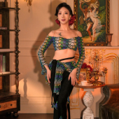 装 新款 肚皮舞东方舞练习服练功服初学者团体服显瘦豹纹动感裤