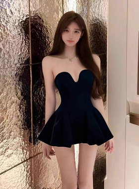法式名媛高级感气质黑色小礼服裙女纯欲性感宴会a字抹胸裙TZ7115