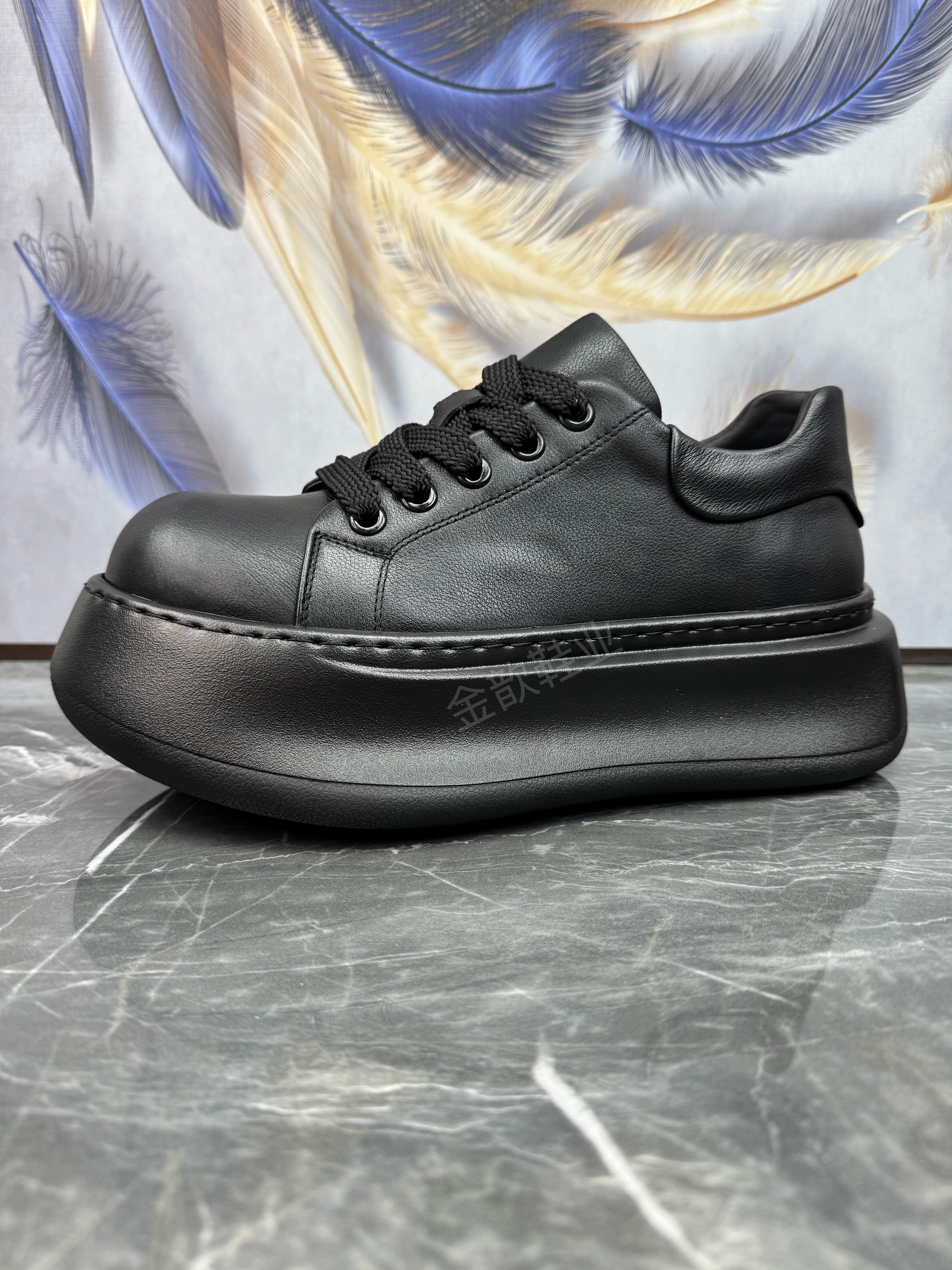 头层牛皮轻便厚底增高透气休闲鞋