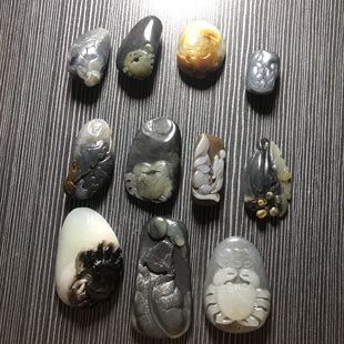 新疆和田玉 青花籽料糖白俏色 螃蟹悟道荷花鱼扭转乾坤纯手工雕刻