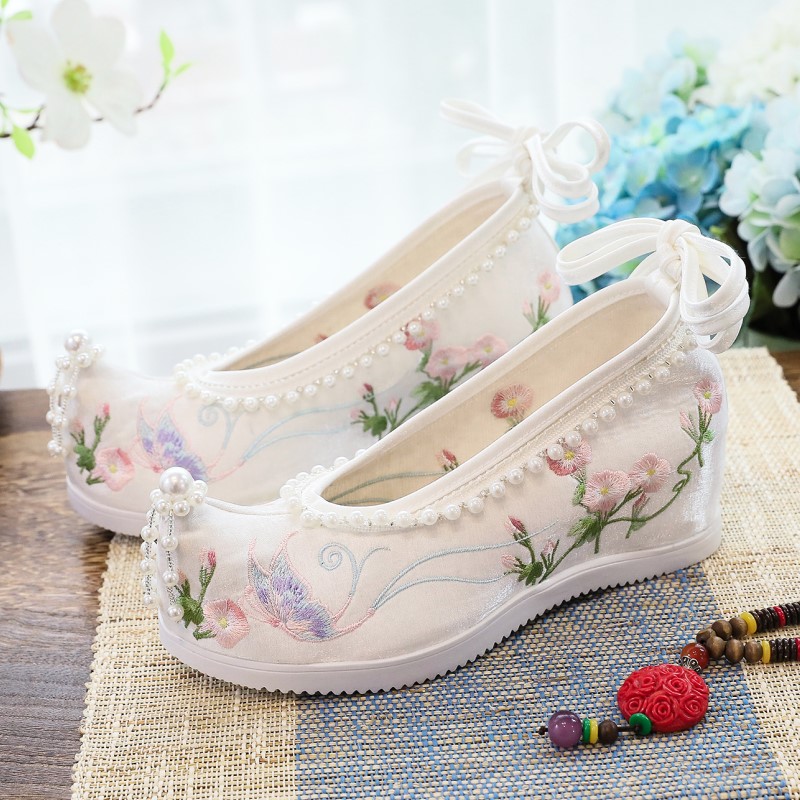 淡雅风增高古装汉服翘头弓鞋