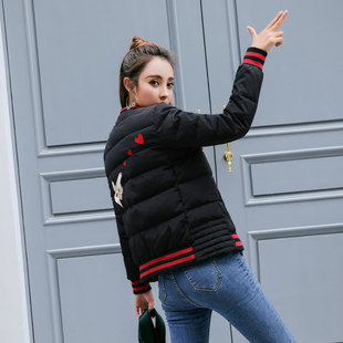 轻薄短款羽绒服女冬季新款小个子女士修身刺绣棒球女款夹克外套