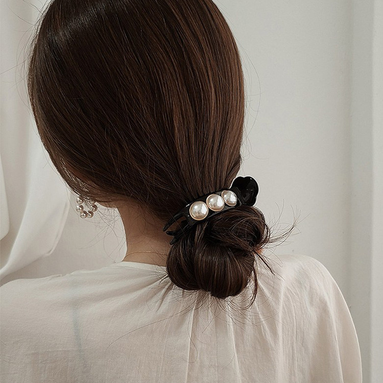 正宗韩国产发饰 经典甜美百搭黑色亚克力抓夹高质感珍珠鲨鱼发抓