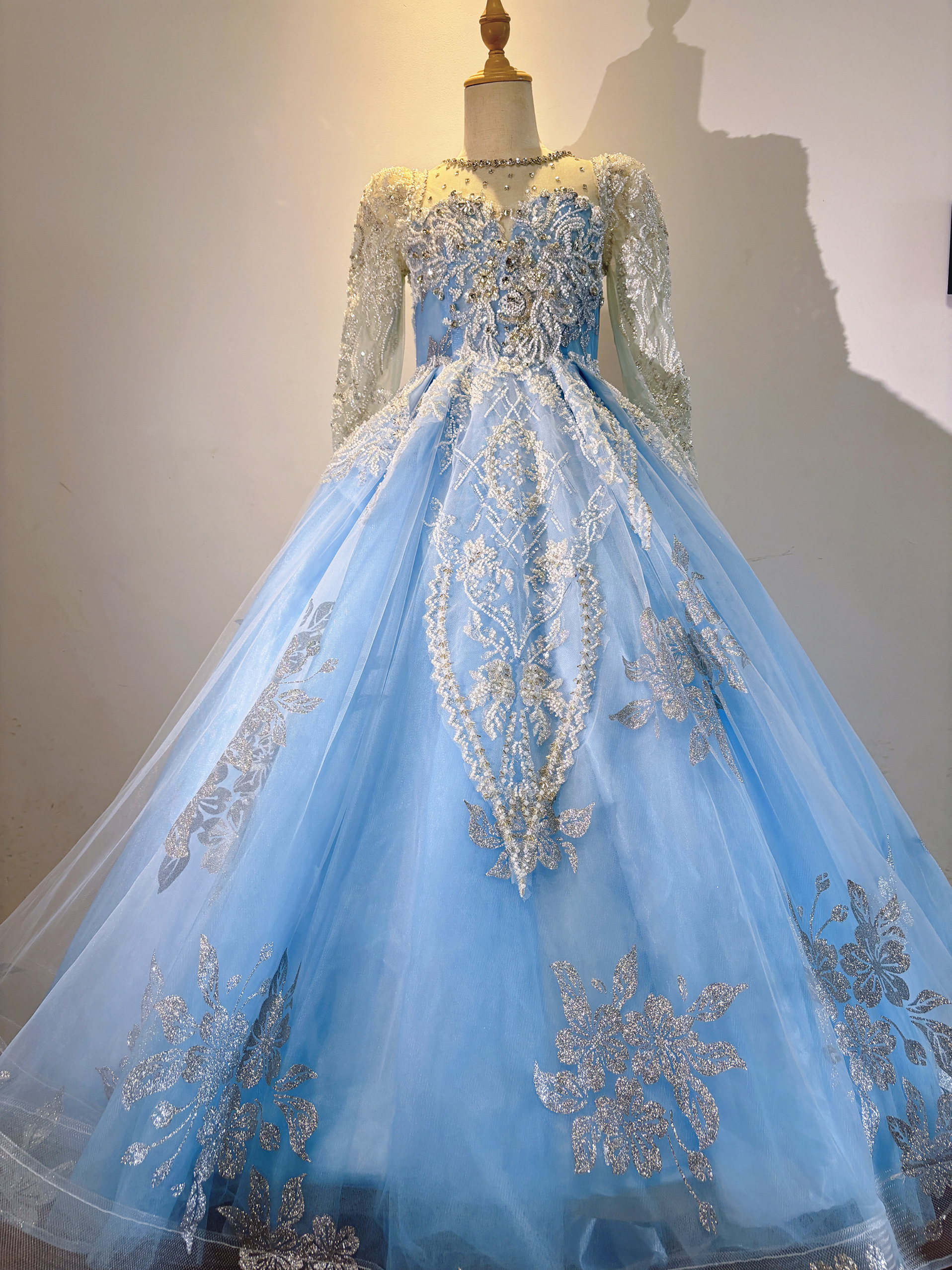 出租蓝色长袖拖尾重工女童礼服模特走秀唱歌主持钢琴演出生日