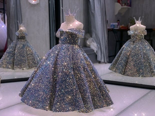 出租高端闪亮儿童礼服走秀服女童走秀模特演出钢琴主持唱歌生日