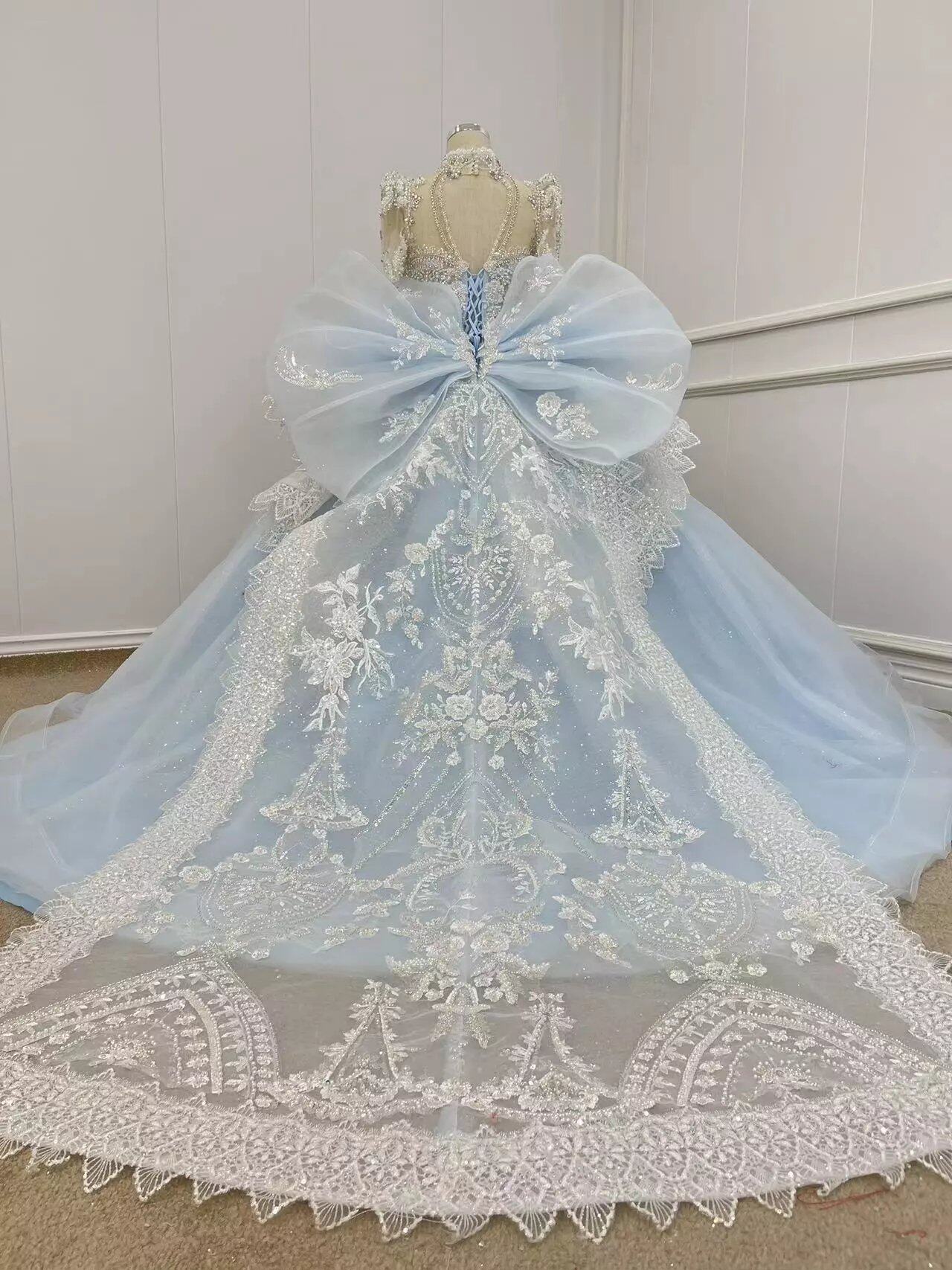 出租拖尾高端蓝色儿童礼服女童公主裙生日主持人走秀钢琴演出服